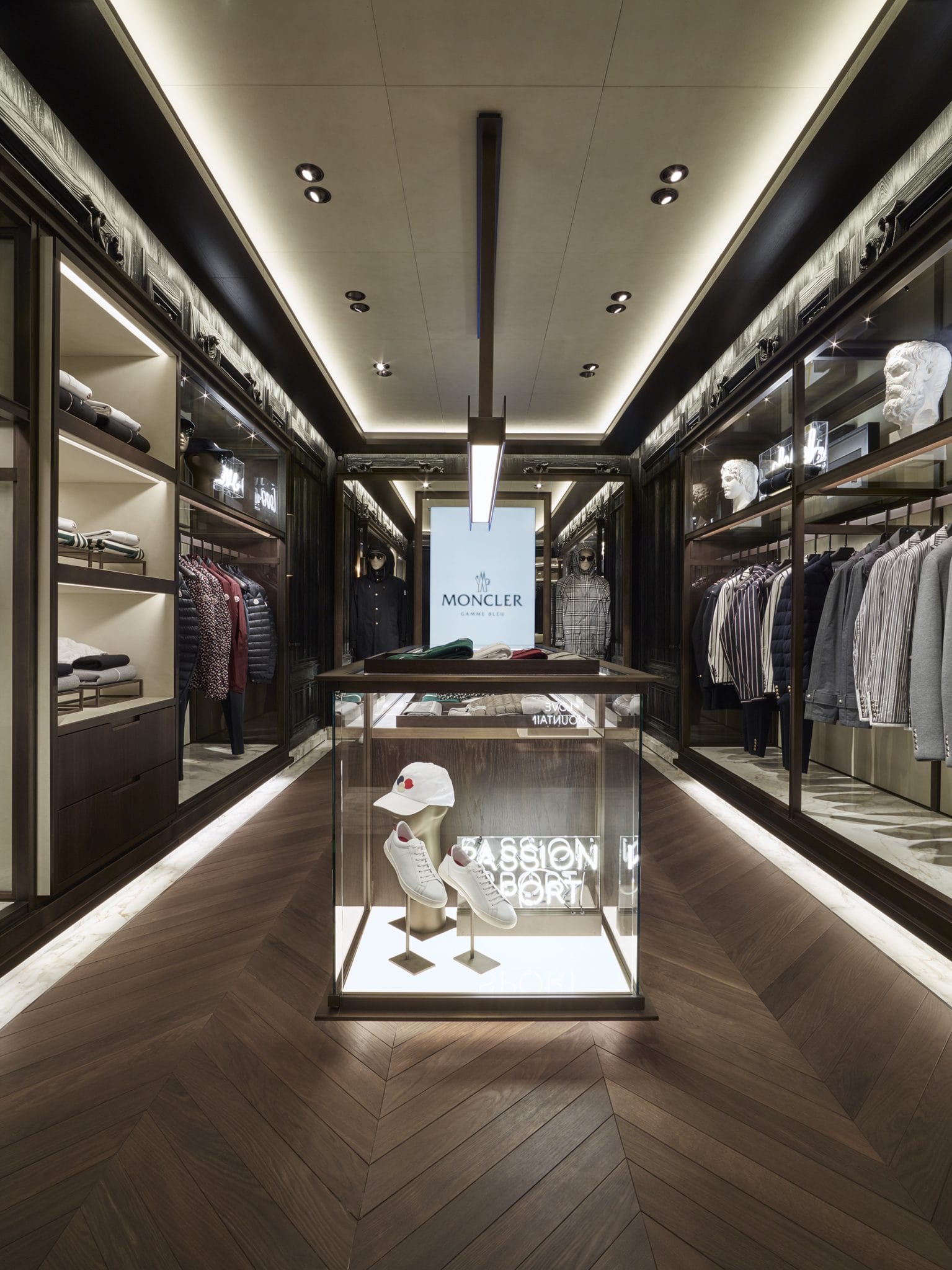 Moncler london discount stores