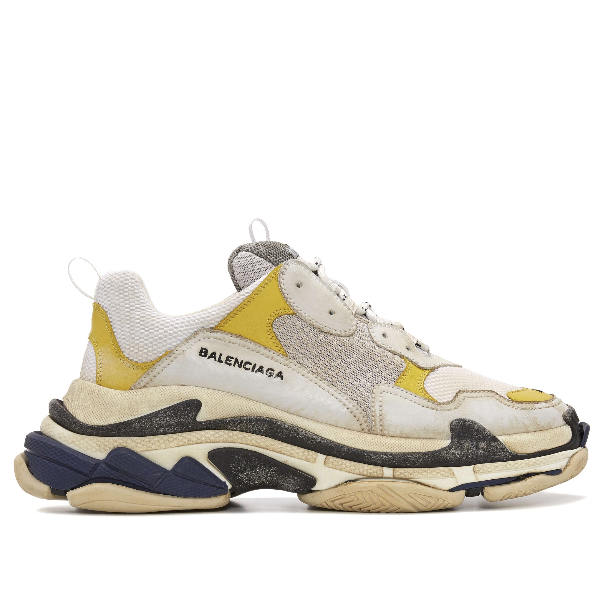 Balenciaga teams up with Dover Market Singapore to release an Triple S colourway - Men's