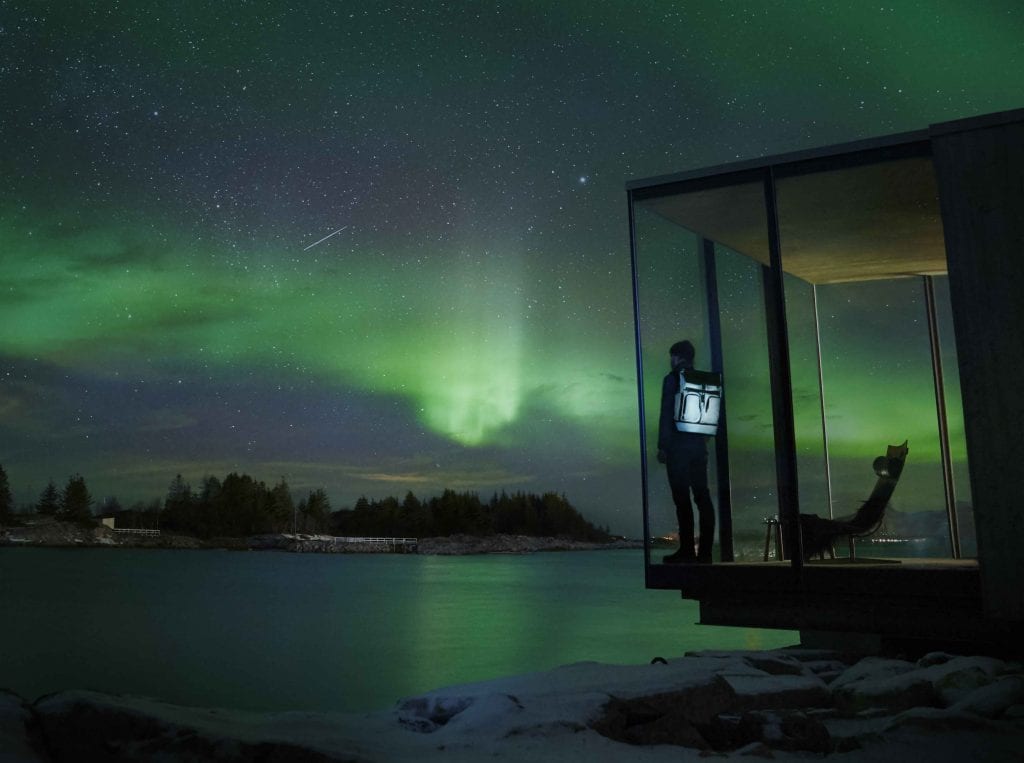 tumi reflective tundra