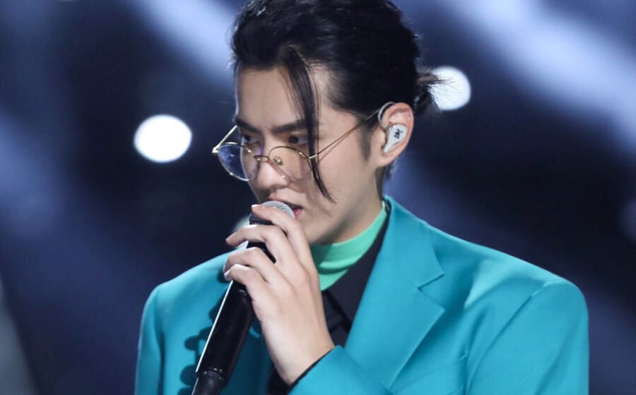 Kris Wu Brings the Man Bun Trend Back (Sort Of) - Men's Folio