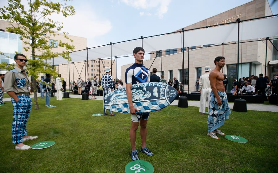 Dolce&Gabbana Spring 2021 Menswear Show was Big, Blue and Beautiful Dolce&Gabbana Spring 2021 Menswear Show was Big, Blue and Beautiful