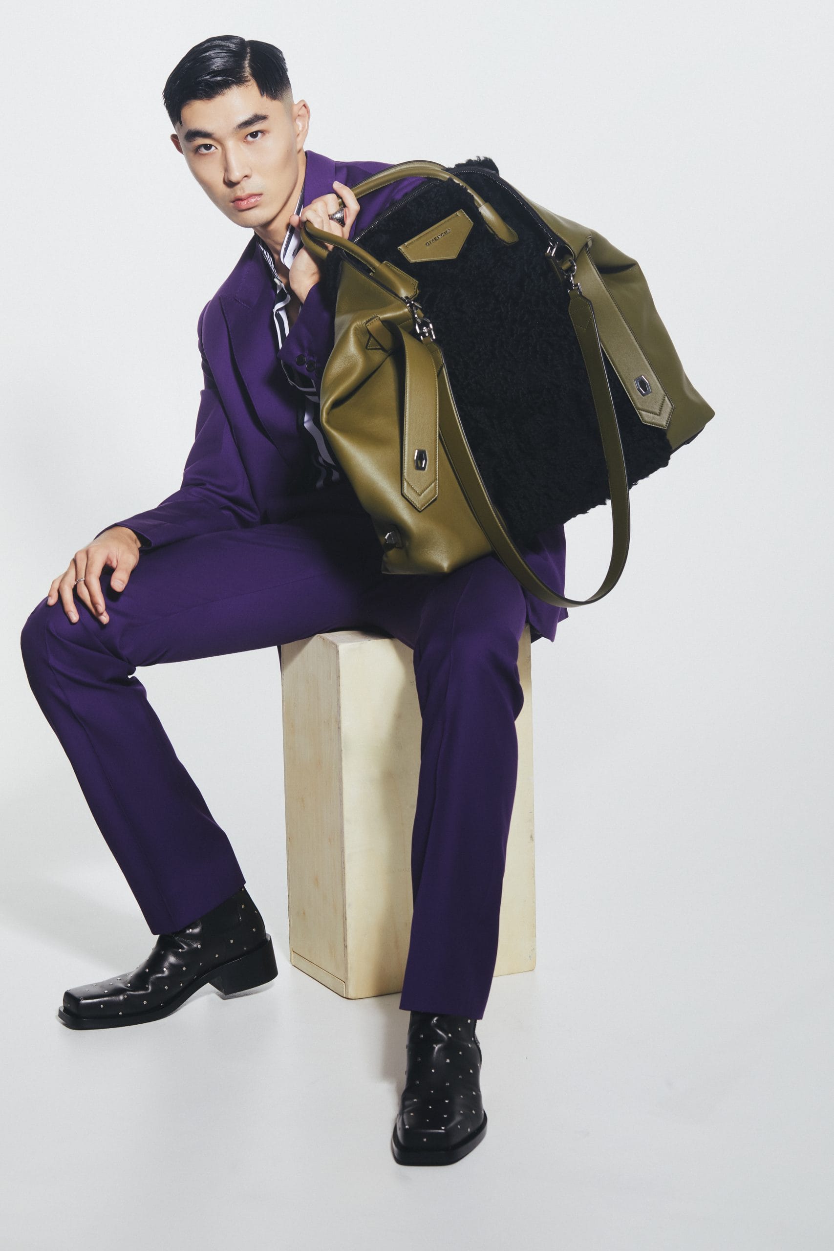 Givenchy Antigona Soft: A Masculine Take On A True Classic Vanity Teen 虚荣青年  Lifestyle & New Faces Magazine