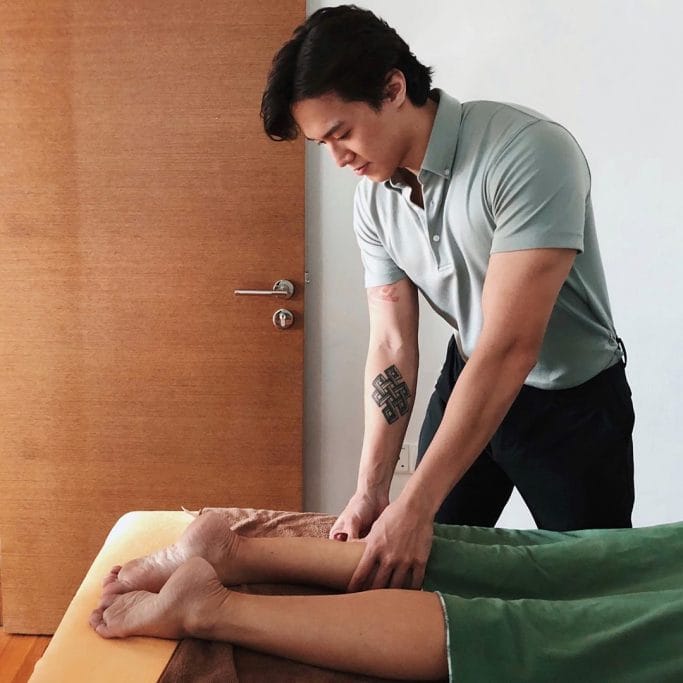 Leo Heng, a Massage Therapist Really Recommends You Do a Sports Massage