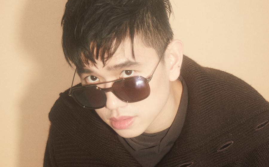Singer and Songwriter Jason Yu Takes on The Lipbalm Trend Singer and Songwriter Jason Yu Takes on The Lipbalm Trend
