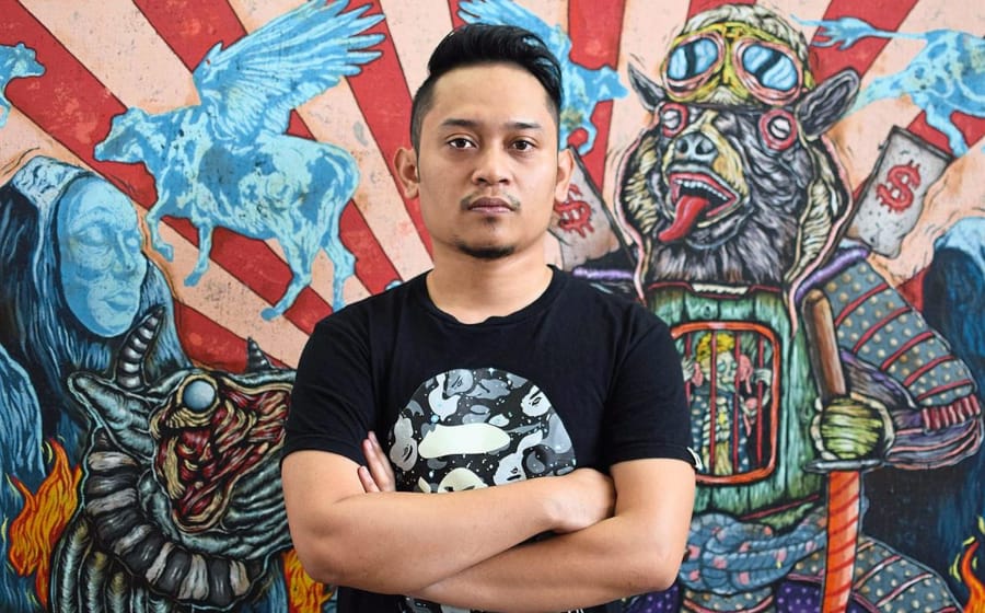 Malaysian Artist Shafiq Nordin Fights Imperialism Through his Canvas Malaysian Artist Shafiq Nordin Fights Imperialism Through his Canvas