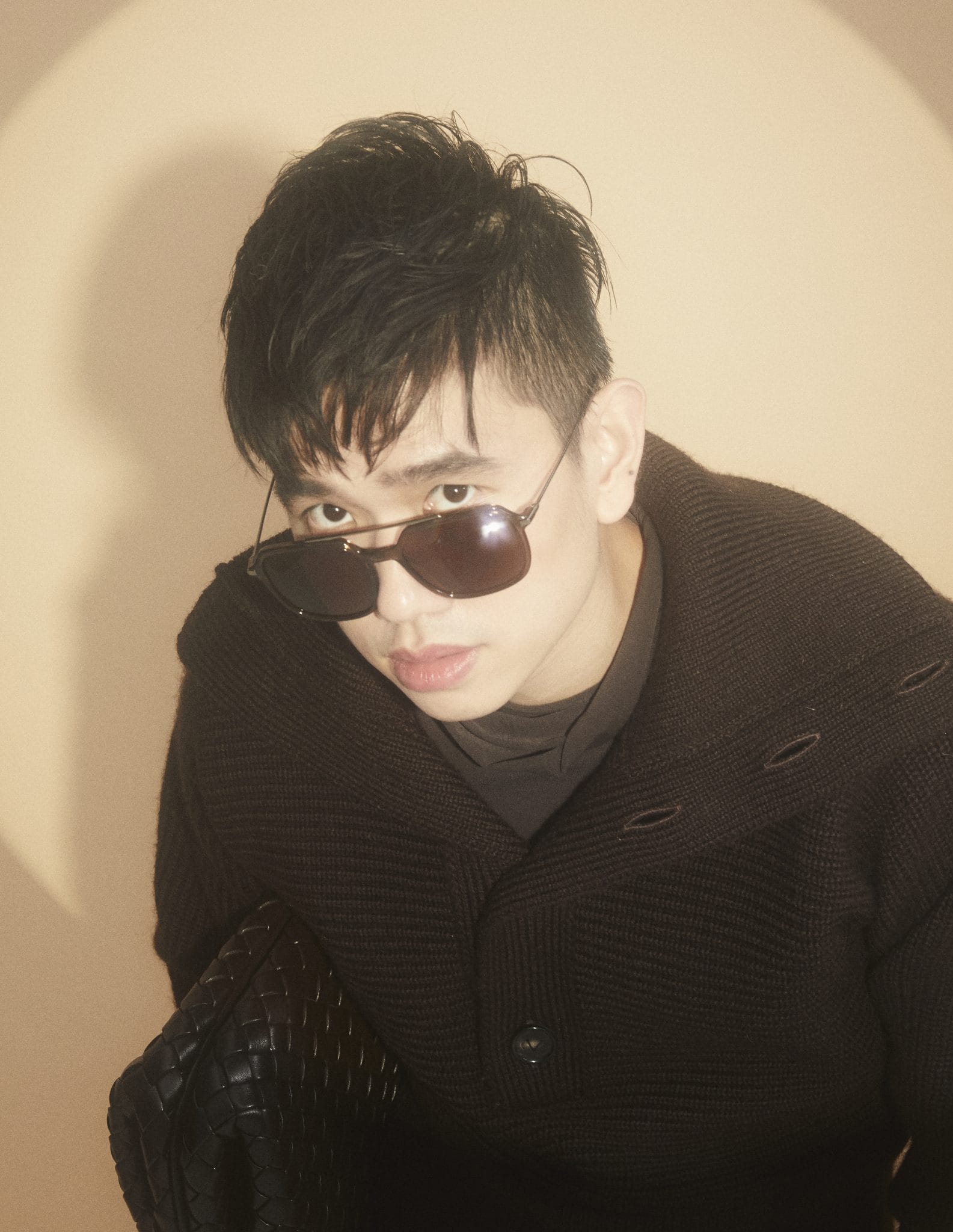 Singer and Songwriter Jason Yu Takes on The Lipbalm Trend Men's Folio