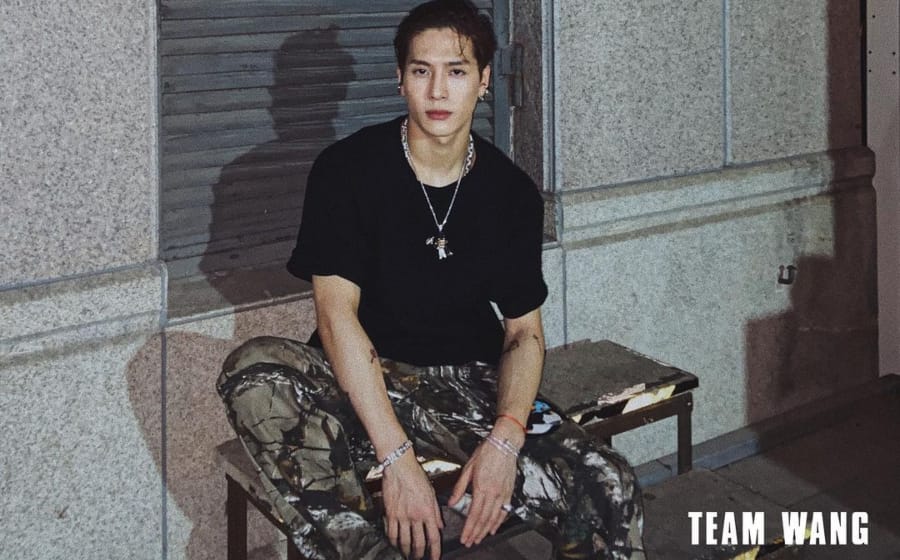 #ManCrushMonday — This is Jackson Wang’s Big Black Tee Fit #ManCrushMonday — This is Jackson Wang’s Big Black Tee Fit