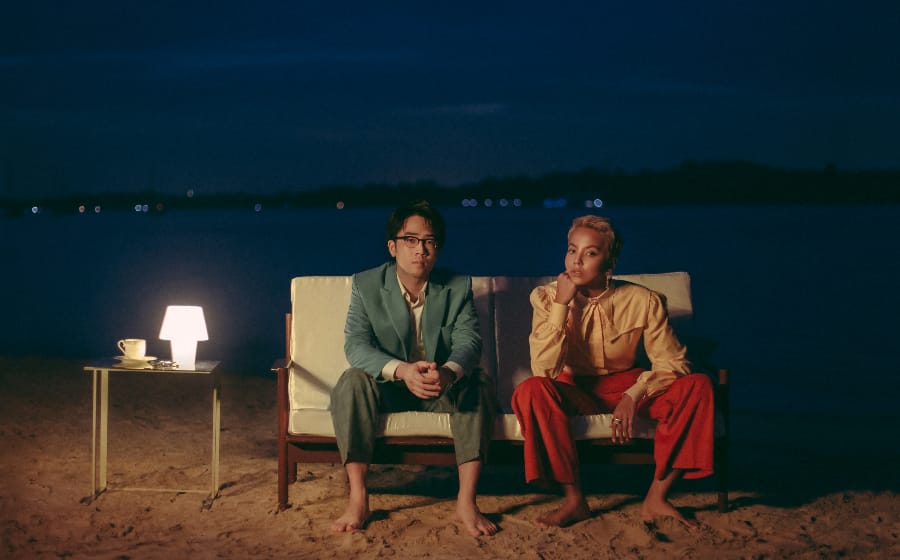 #MensFolioMeets: Charlie Lim and Aisyah Aziz On “Won’t You Come Around” #MensFolioMeets: Charlie Lim and Aisyah Aziz On “Won’t You Come Around”