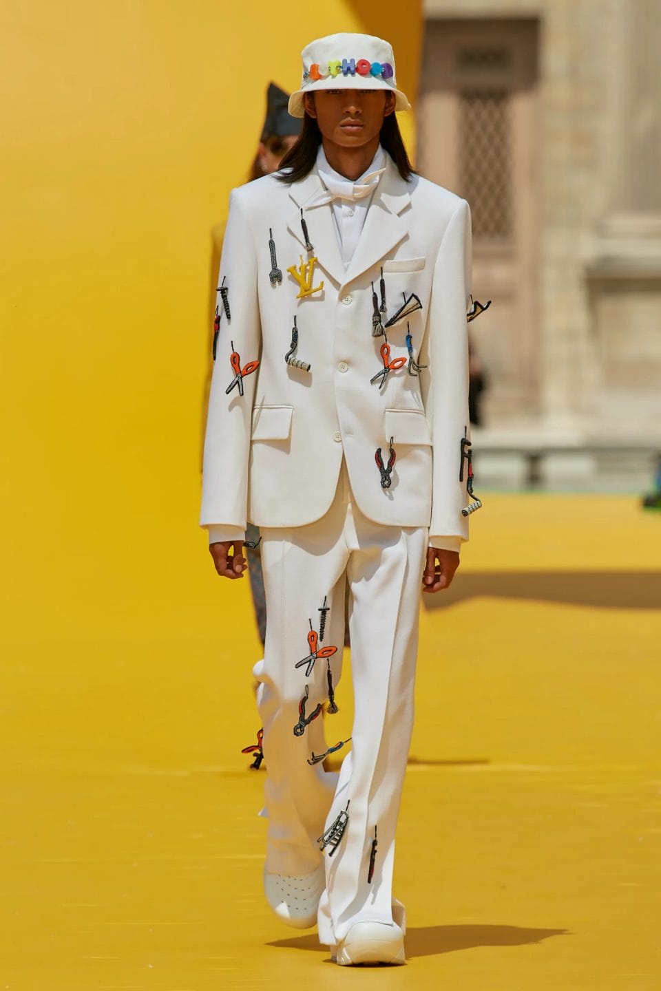 Louis Vuitton Spring Summer 2023 Men's Collection, Photos – Rvce News,  Бомбер louis vuitton в спортивном стиле