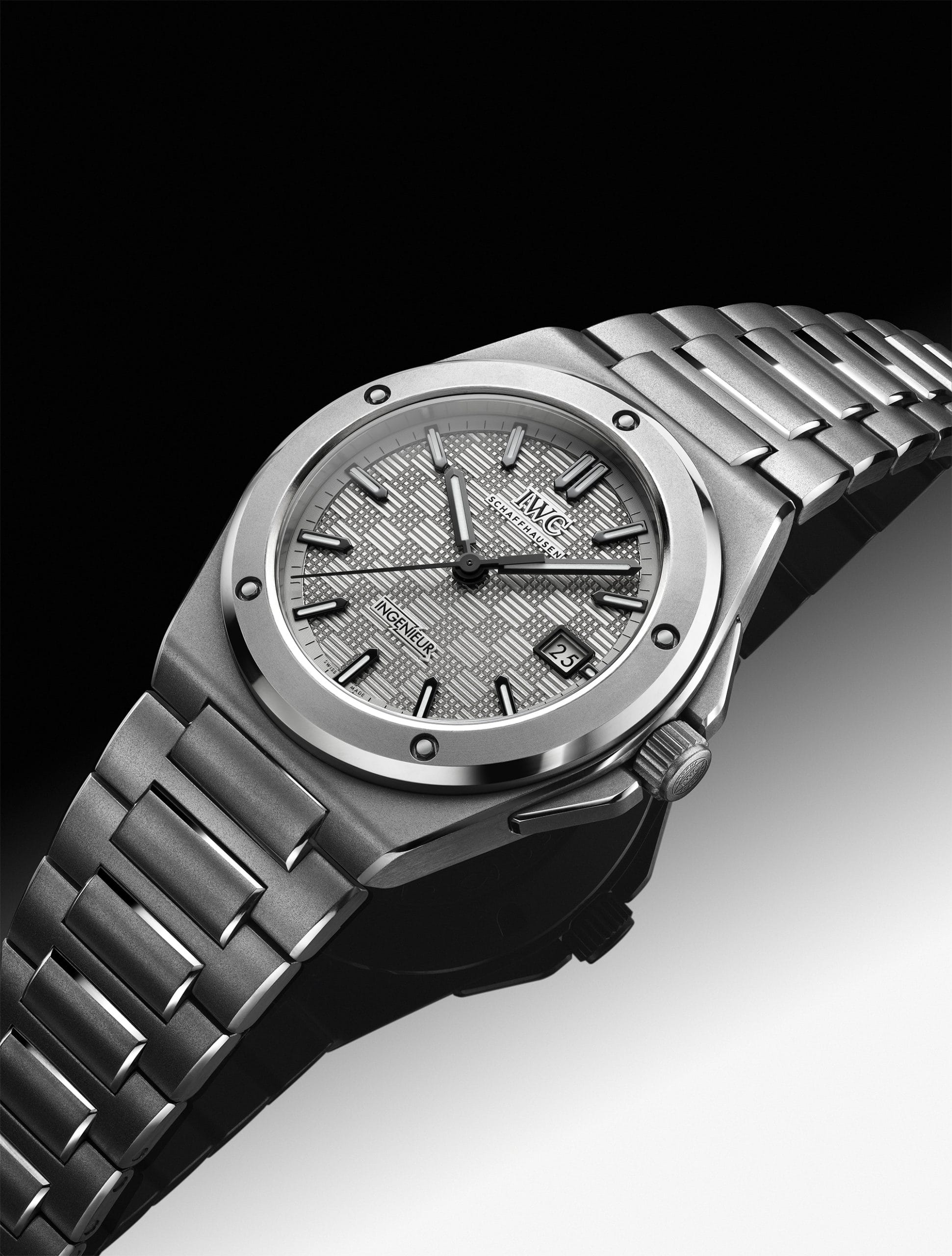 The IWC Ingenieur Automatic 40 Is Engineered for Excellence
