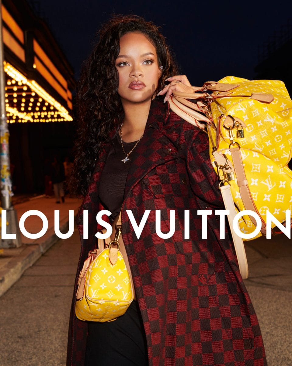 Louis Vuitton catwalk friends flat bag 2021 virgil abloh in brown