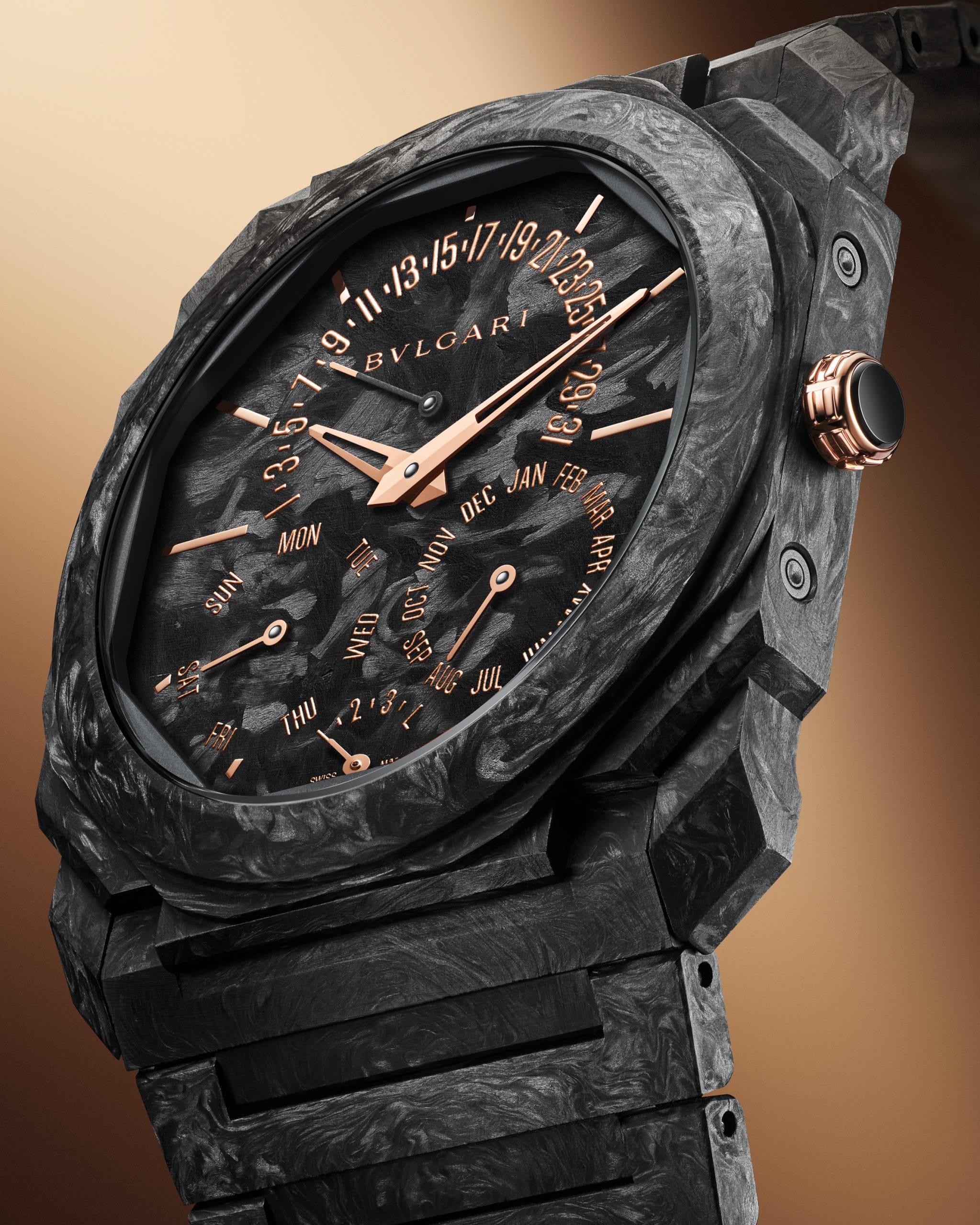 Bvlgari Unveils the Bvlgari Octo Finissimo CarbonGold