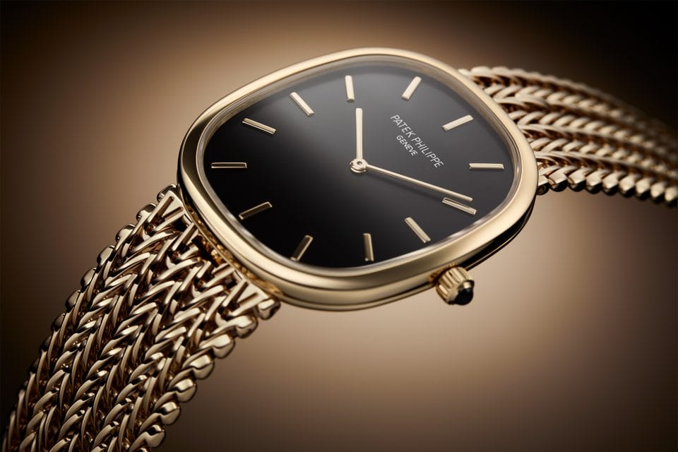 Patek Philippe Delights With the Golden Ellipse and World Time
