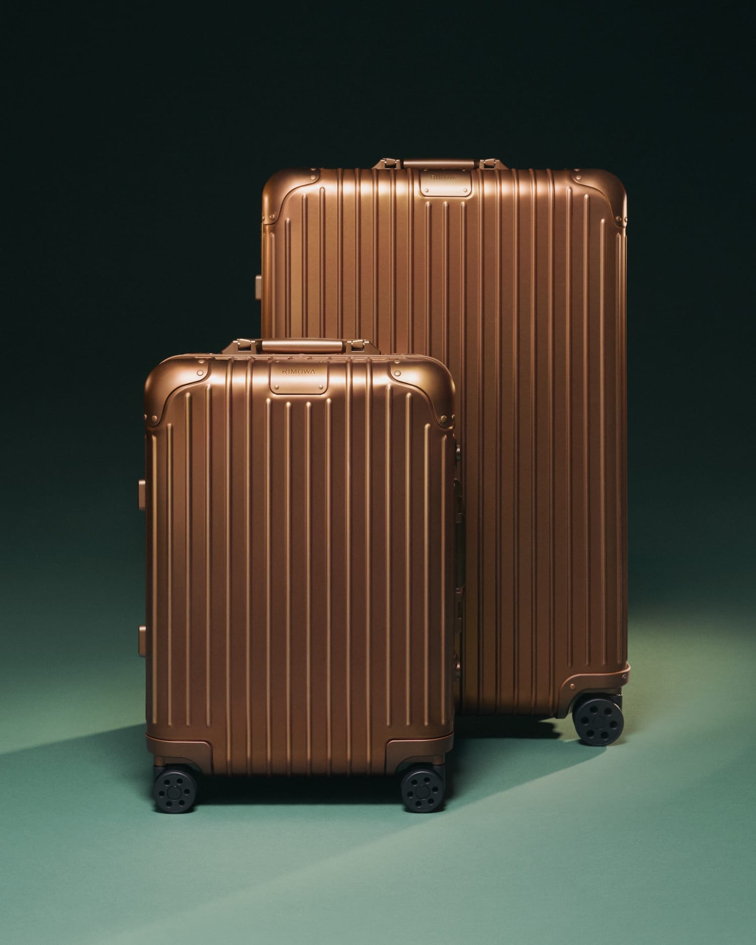 RIMOWA's Original Bronze Is Also SEVENTEEN's S.Coups' Summer